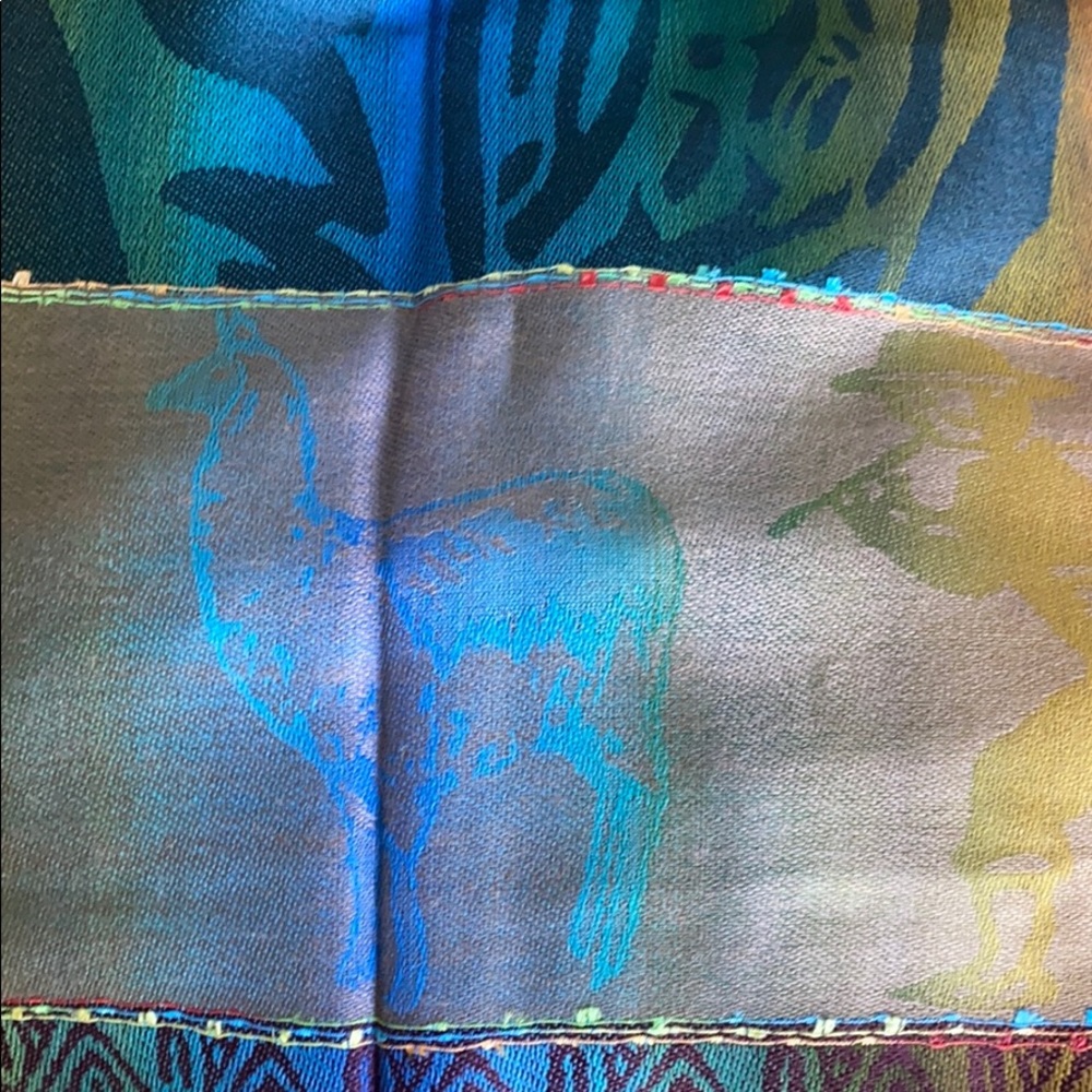 Beautiful pashmina/shawl - Picture 11 of 13